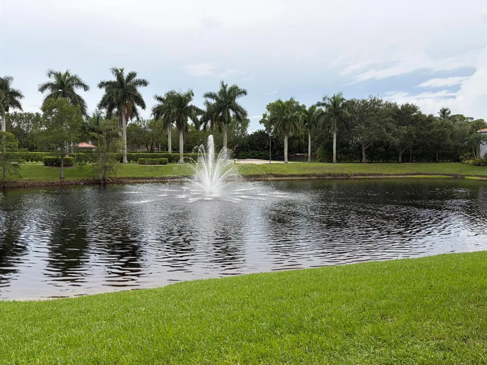 5026 S Astor Circle Delray Beach, FL 33484