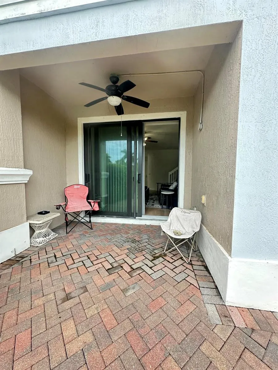 5026 S Astor Circle Delray Beach, FL 33484