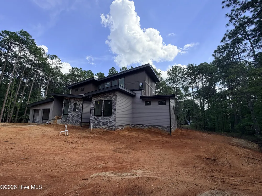 239 Hill Road Southern Pines, NC 28387