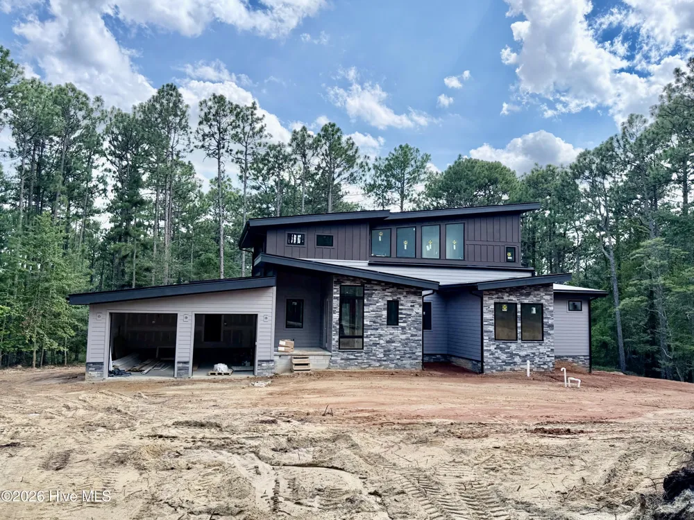 239 Hill Road Southern Pines, NC 28387