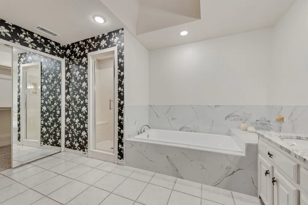 2 Eastshore Road Heath, TX 75032