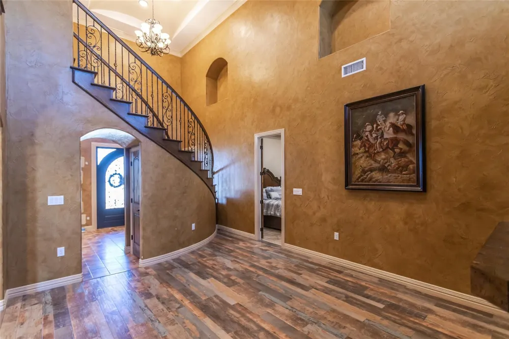 8900 Holly Road Alvarado, TX 76009