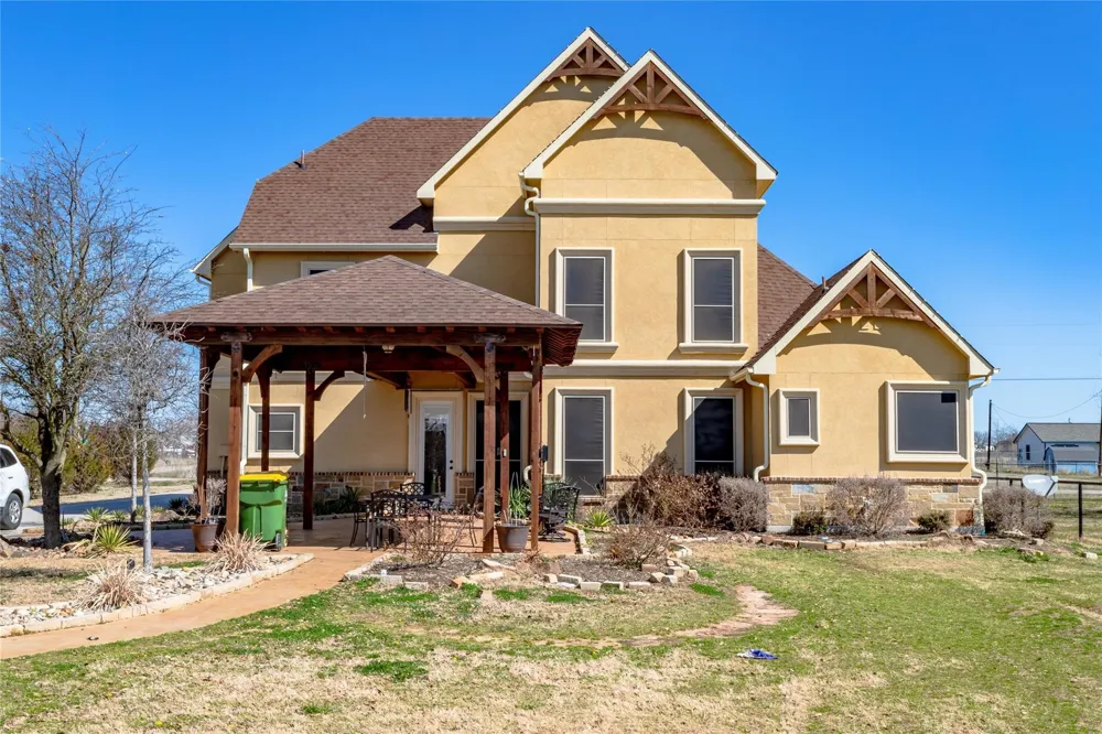 8900 Holly Road Alvarado, TX 76009
