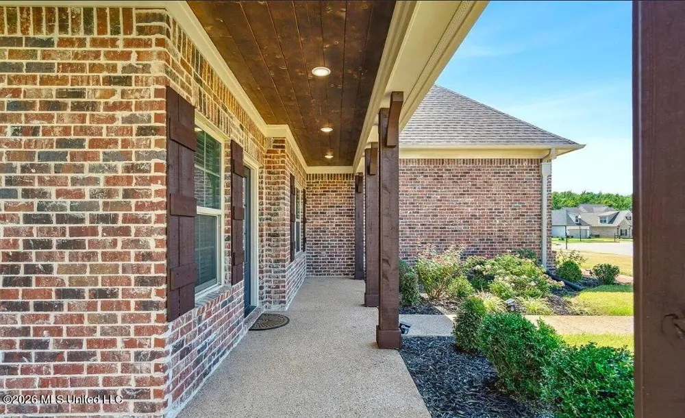 5098 Kensington Creek Drive Southaven, MS 38672