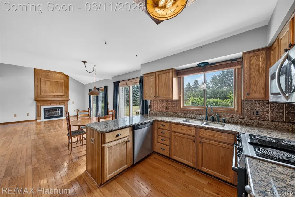 7892 Birkenstock Drive Genoa Township, MI 48114