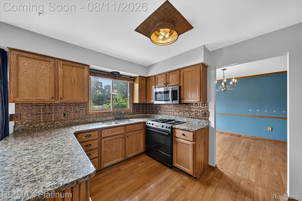 7892 Birkenstock Drive Genoa Township, MI 48114