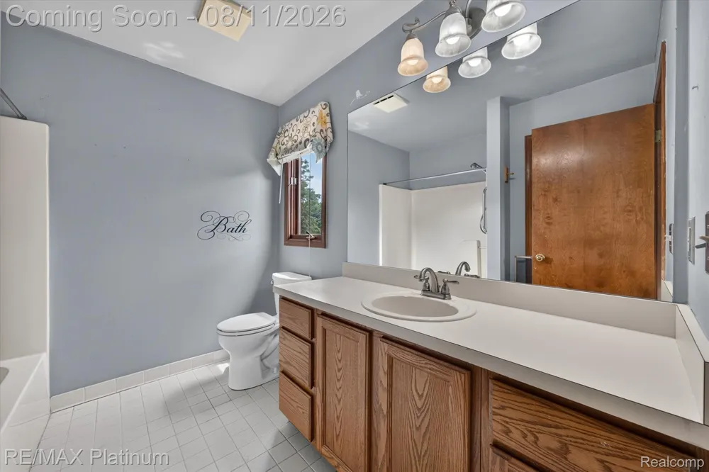 7892 Birkenstock Drive Genoa Township, MI 48114