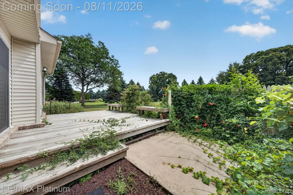7892 Birkenstock Drive Genoa Township, MI 48114