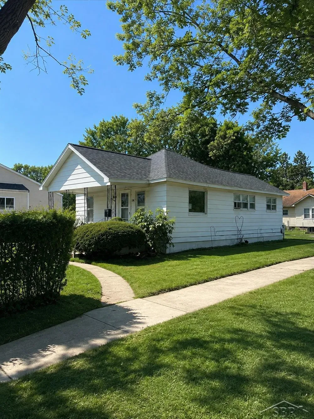 1802 Marquette Street Saginaw City, MI 48602