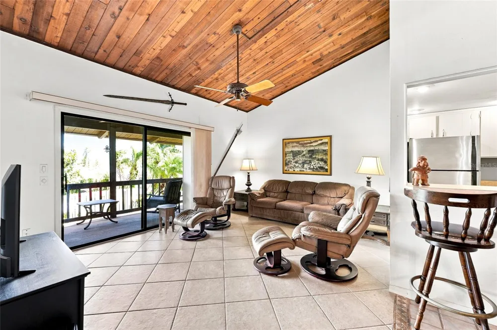 501 PLAZA SEVILLE COURT #2 Treasure Island, FL 33706