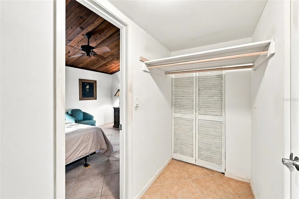 501 PLAZA SEVILLE COURT #2 Treasure Island, FL 33706