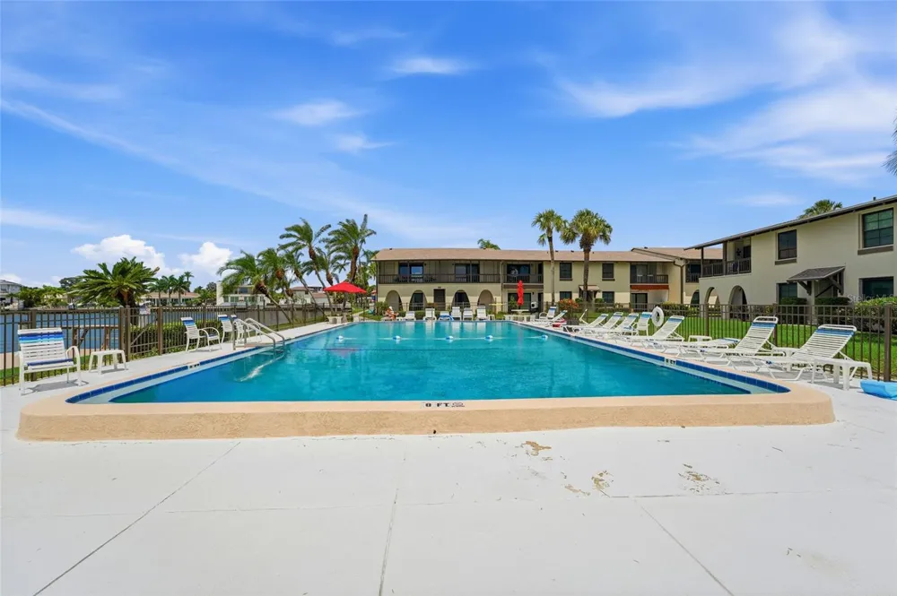 501 PLAZA SEVILLE COURT #2 Treasure Island, FL 33706