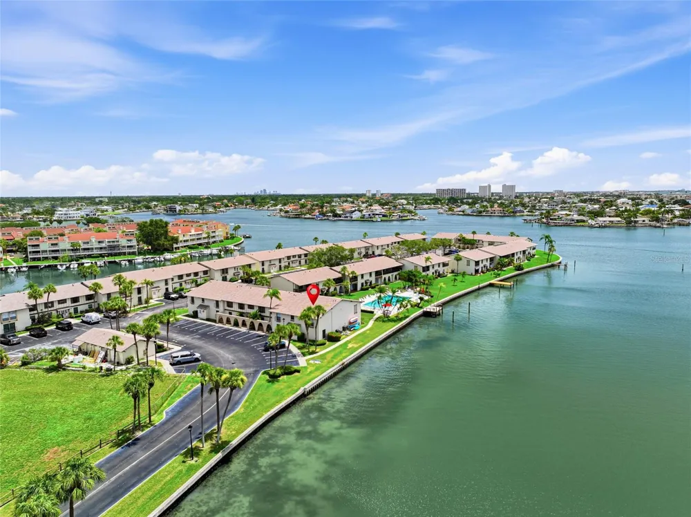 501 PLAZA SEVILLE COURT #2 Treasure Island, FL 33706