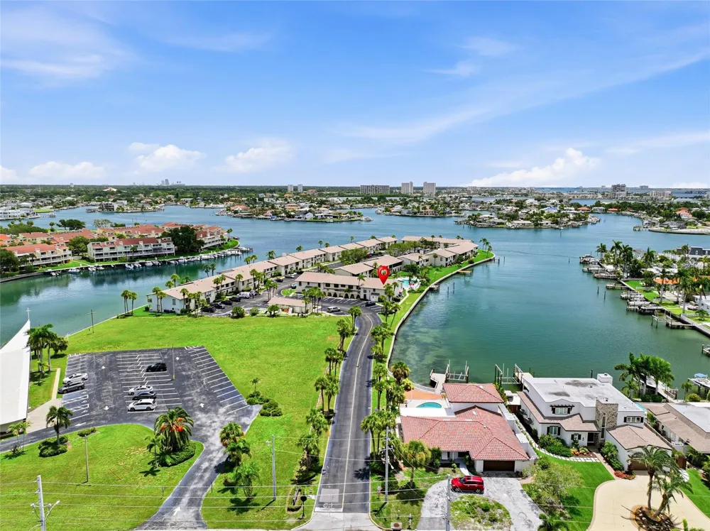 501 PLAZA SEVILLE COURT #2 Treasure Island, FL 33706