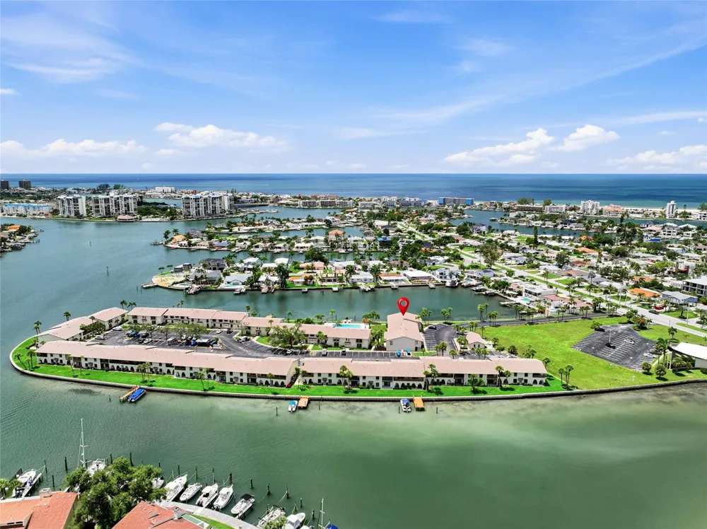 501 PLAZA SEVILLE COURT #2 Treasure Island, FL 33706