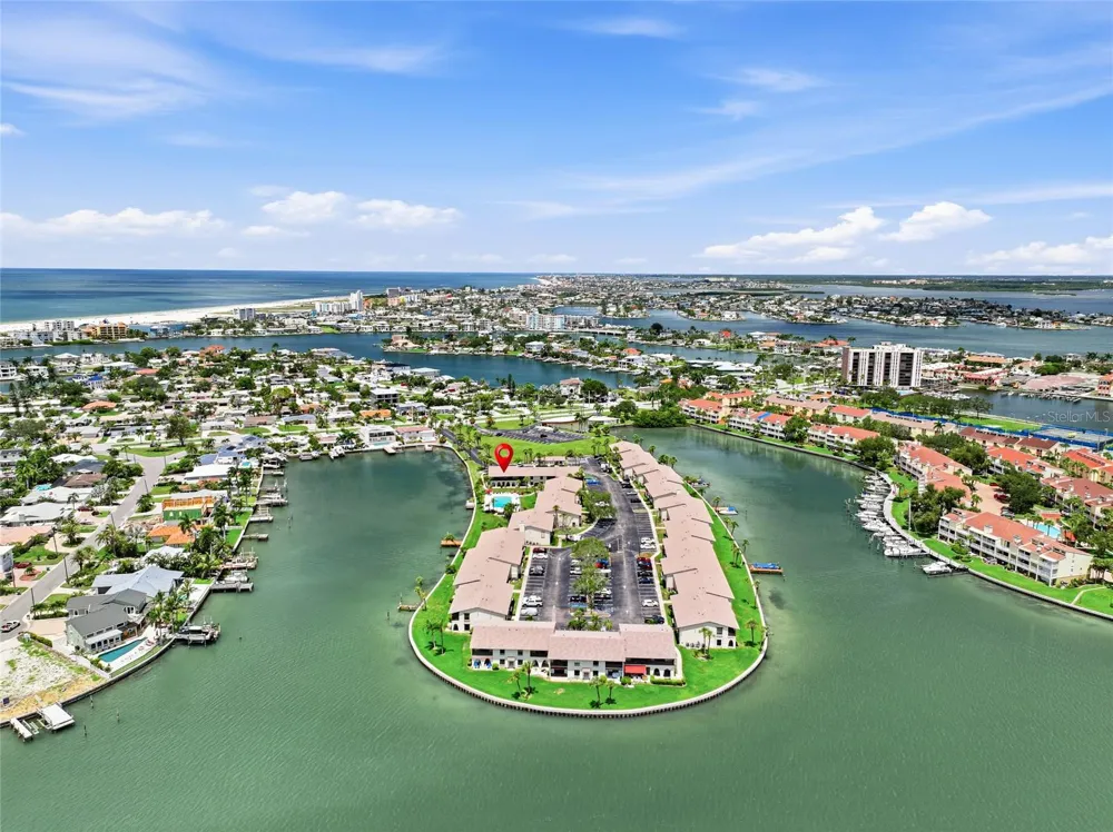501 PLAZA SEVILLE COURT #2 Treasure Island, FL 33706