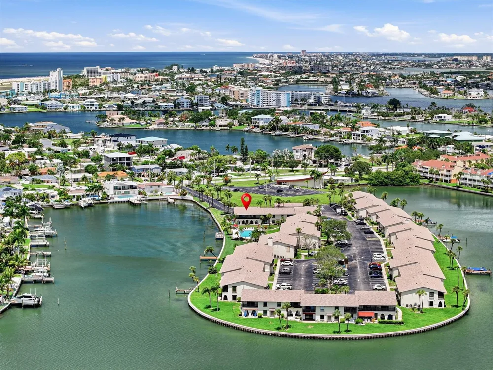 501 PLAZA SEVILLE COURT #2 Treasure Island, FL 33706