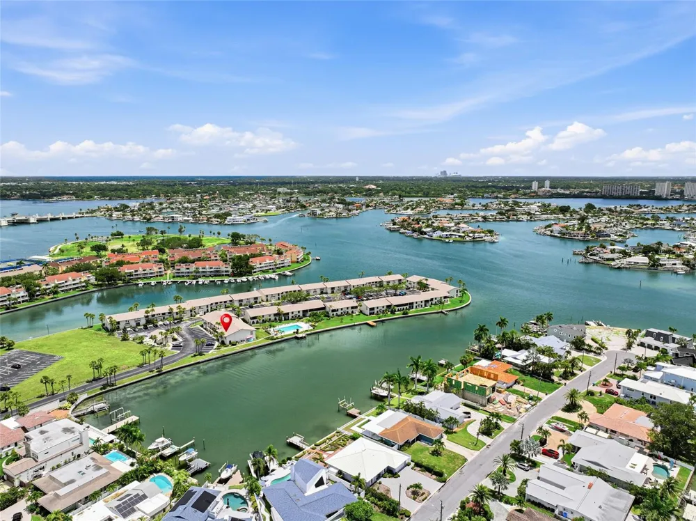 501 PLAZA SEVILLE COURT #2 Treasure Island, FL 33706