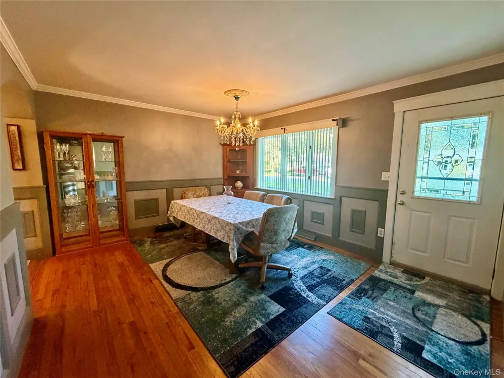 9 Ash Lane Hyde Park, NY 12538
