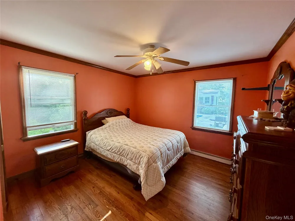 9 Ash Lane Hyde Park, NY 12538