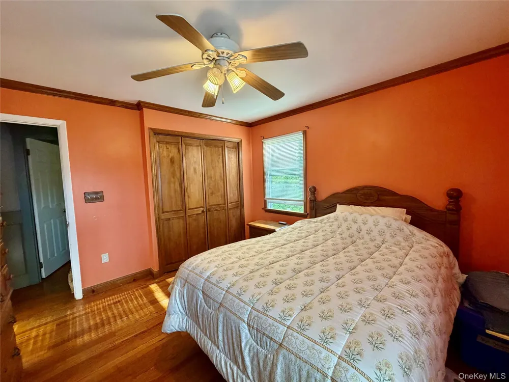 9 Ash Lane Hyde Park, NY 12538