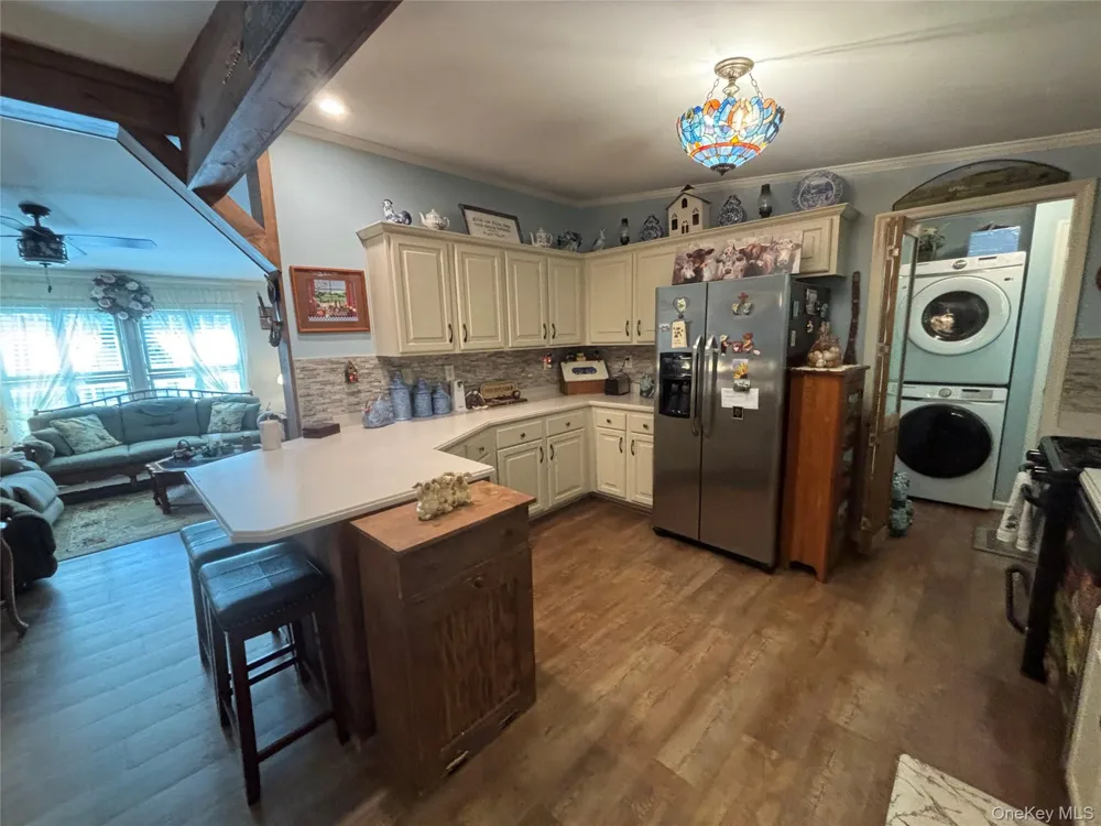1661 Old Country Road #258 Riverhead, NY 11901