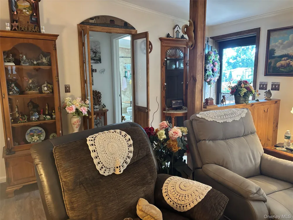 1661 Old Country Road #258 Riverhead, NY 11901