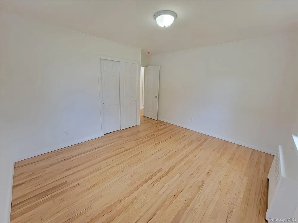 392 3rd Avenue Bayport, NY 11705