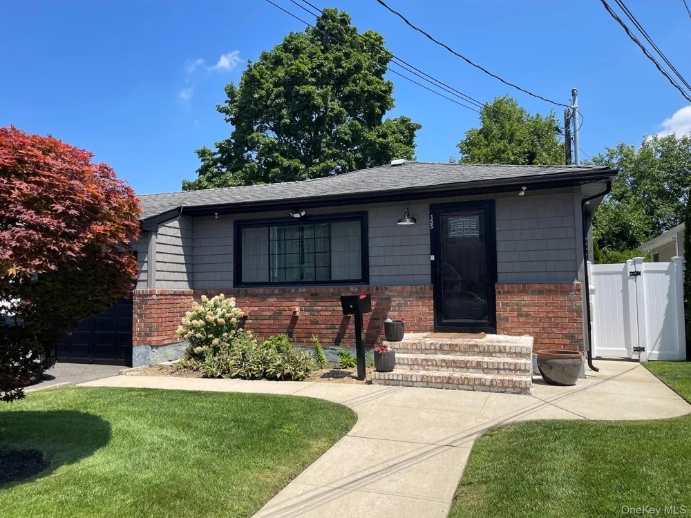 155 Secatogue Avenue Farmingdale, NY 11735