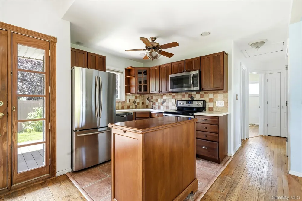 188 1st Avenue Massapequa Park, NY 11762