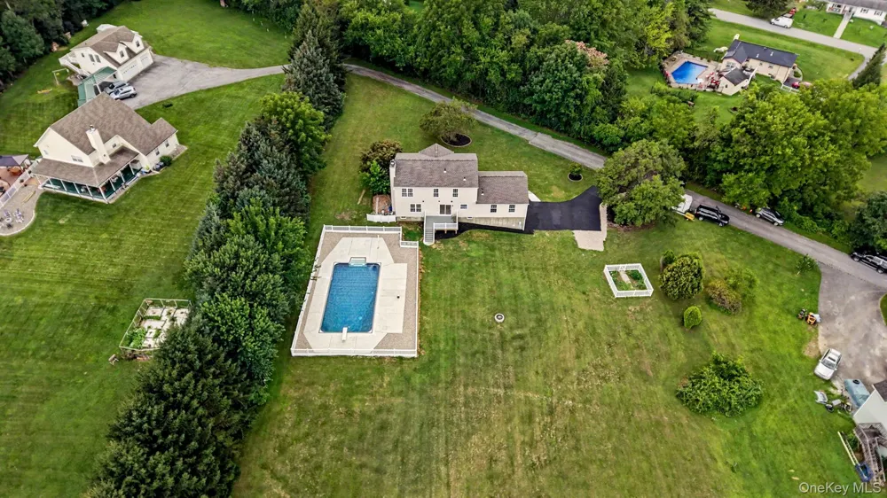 14 Storm Drive Poughquag, NY 12570