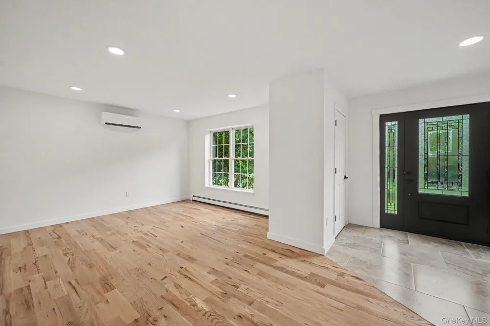 14 Storm Drive Poughquag, NY 12570