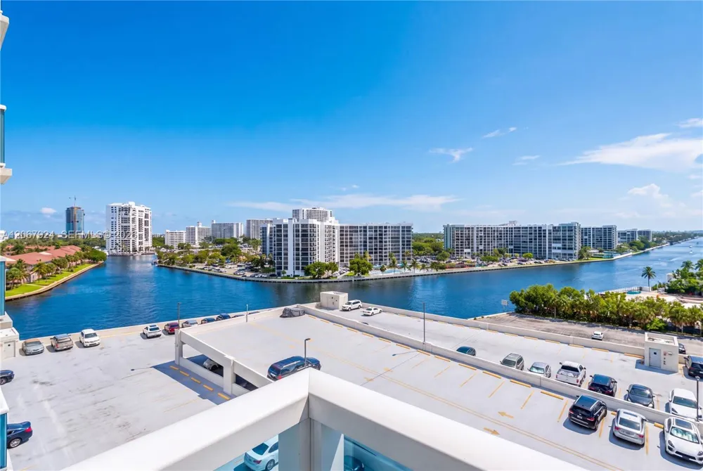 3800 S Ocean Dr #802 Hollywood, FL 33019