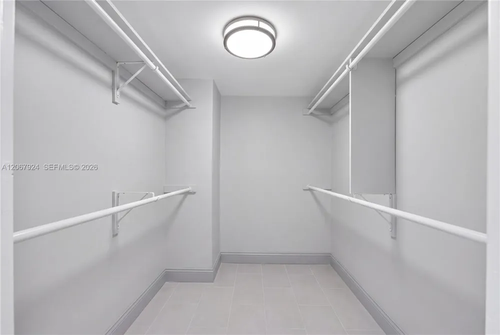 3800 S Ocean Dr #802 Hollywood, FL 33019