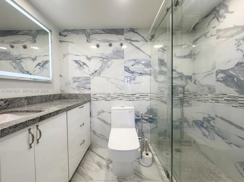 3800 S Ocean Dr #802 Hollywood, FL 33019