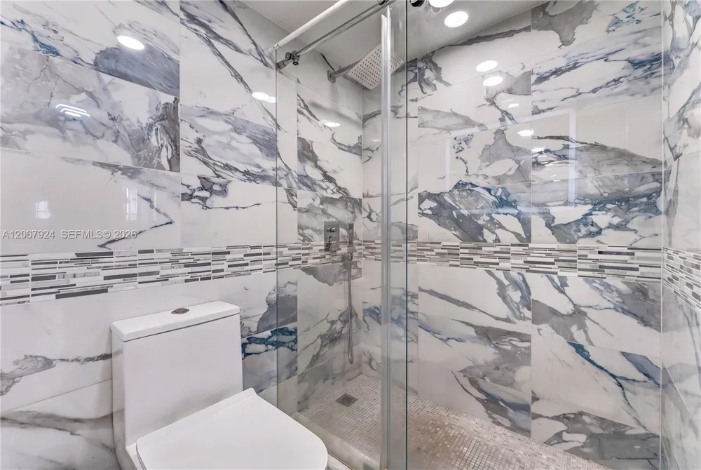 3800 S Ocean Dr #802 Hollywood, FL 33019