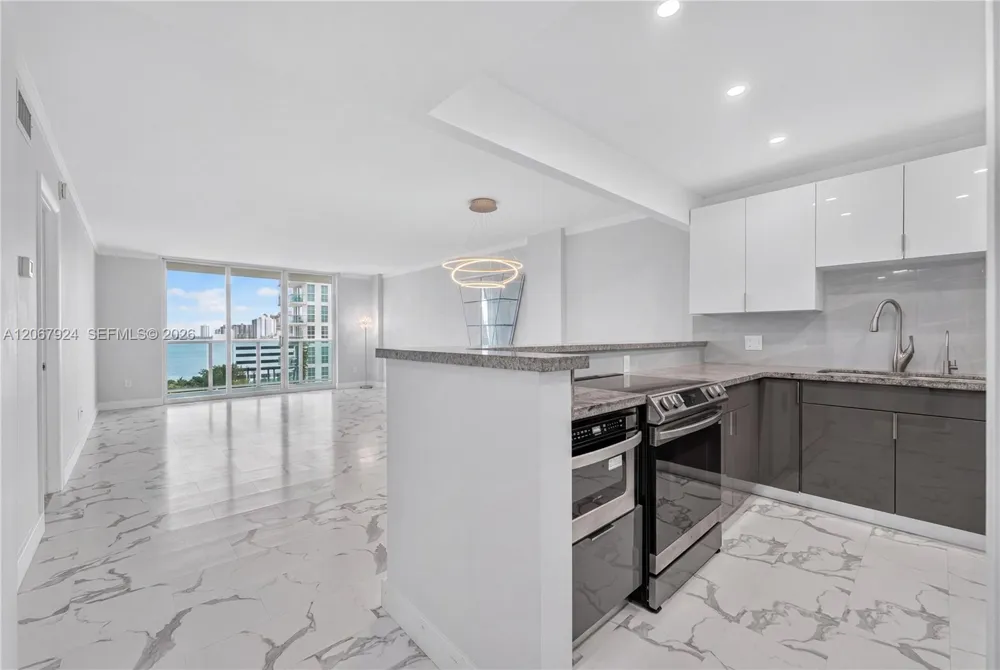 3800 S Ocean Dr #802 Hollywood, FL 33019