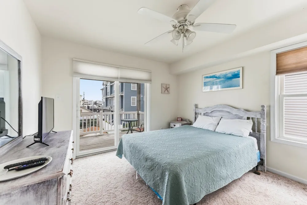 127 43rd Street Sea Isle City, NJ 08243