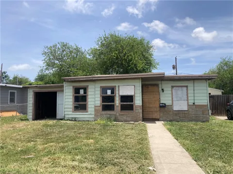 4818 Franklin Drive