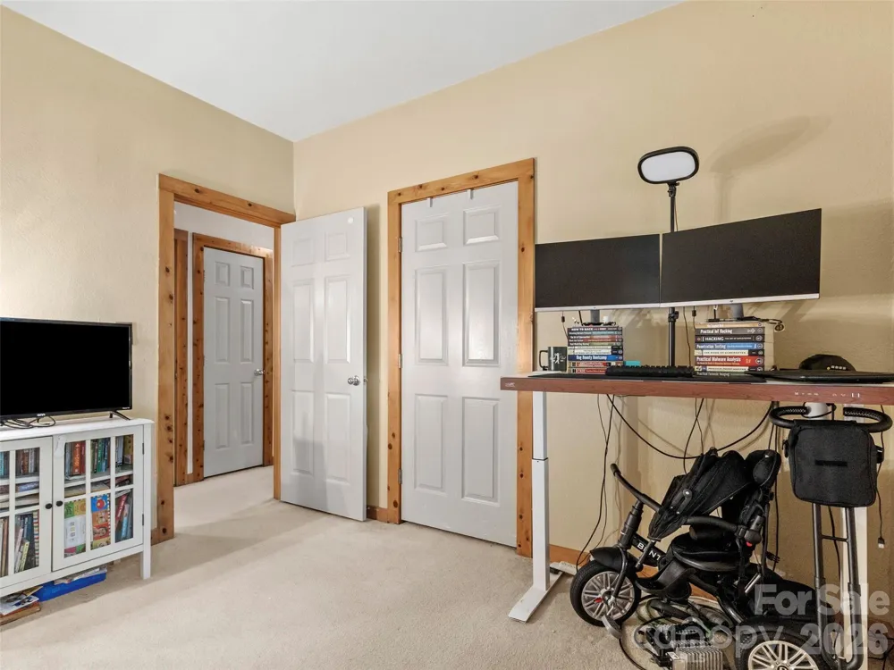 10 Stoney Falls Loop #304 Burnsville, NC 28714