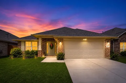 2605 Golden Palms