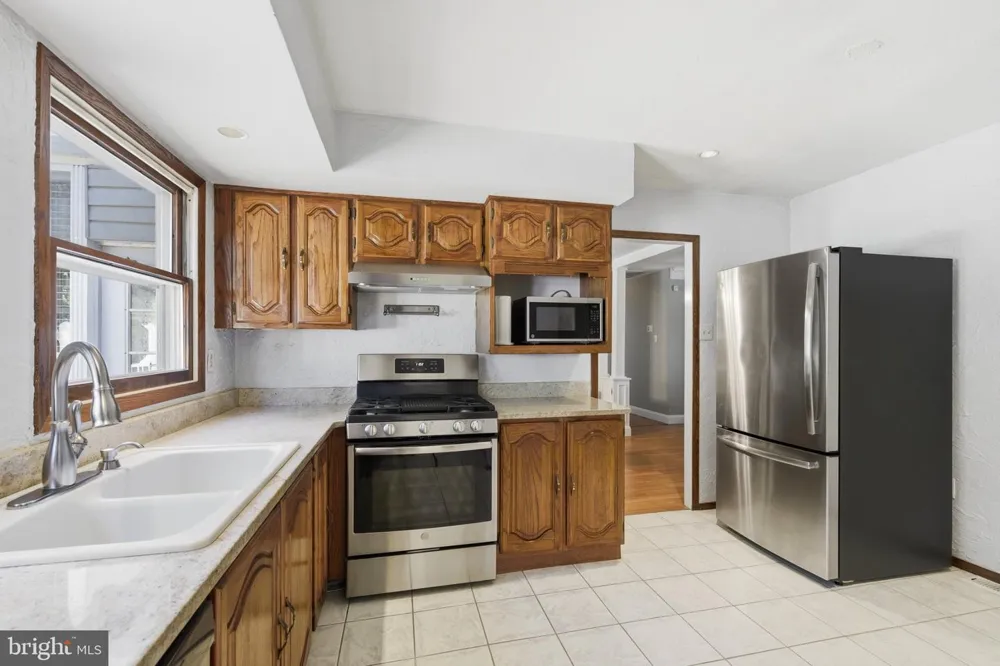 15746 POINTER RIDGE DRIVE Bowie, MD 20716