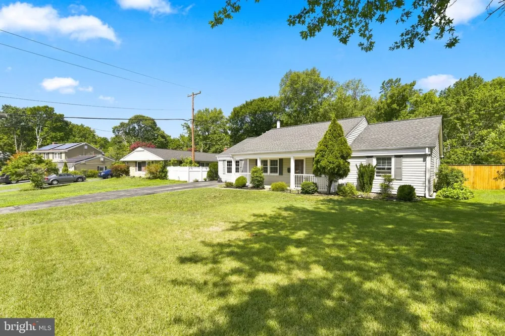 15746 POINTER RIDGE DRIVE Bowie, MD 20716