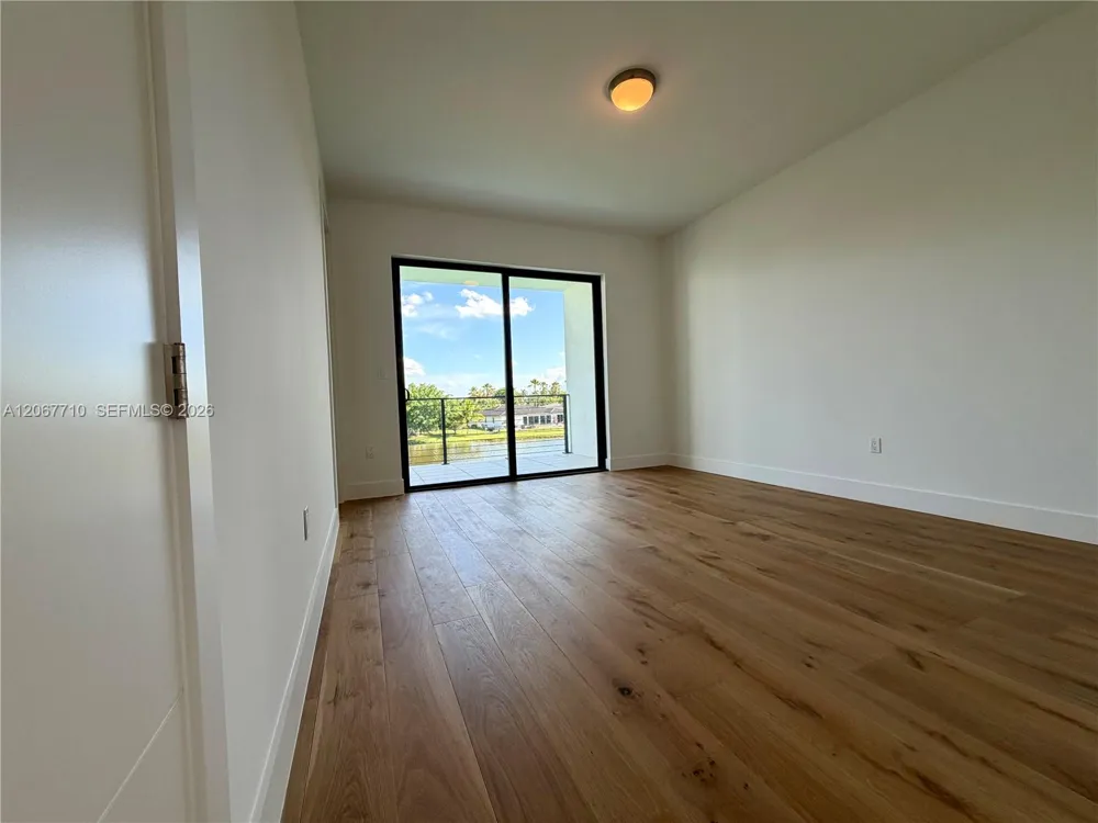 16752 S Botaniko Dr S Weston, FL 33326