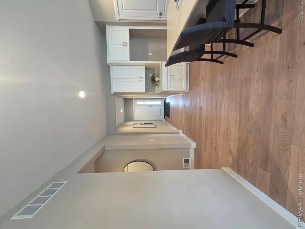 852 Oakwood Circle #42 Fenton City, MI 48430