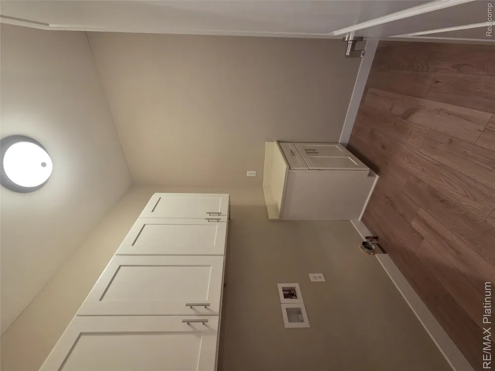 852 Oakwood Circle #42 Fenton City, MI 48430