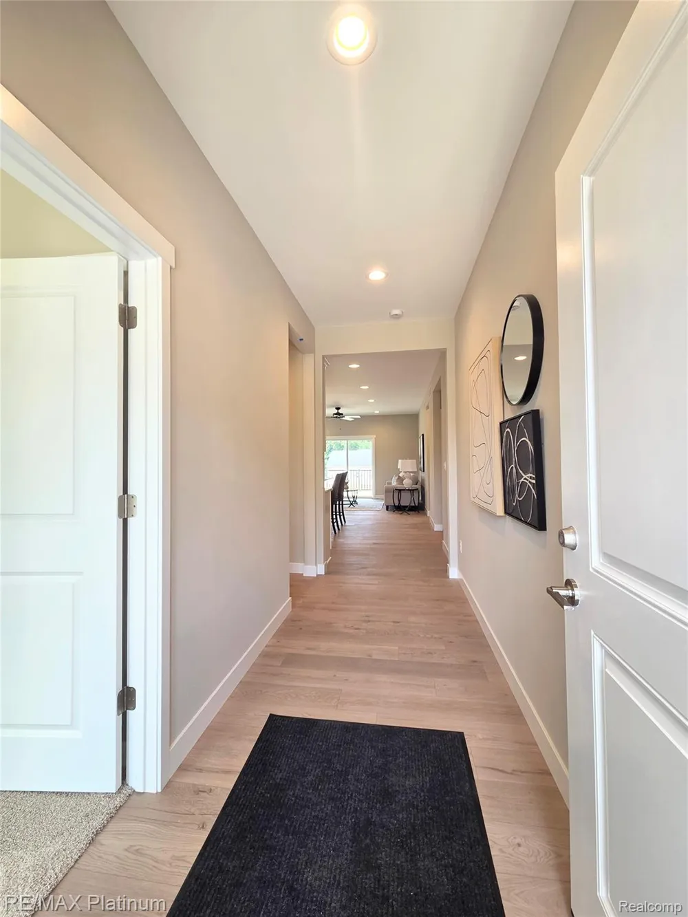 852 Oakwood Circle #42 Fenton City, MI 48430
