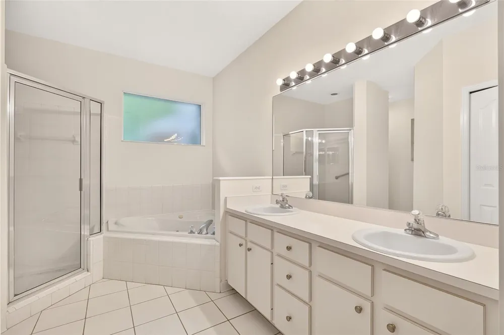 5015 NW 71ST PLACE Gainesville, FL 32653