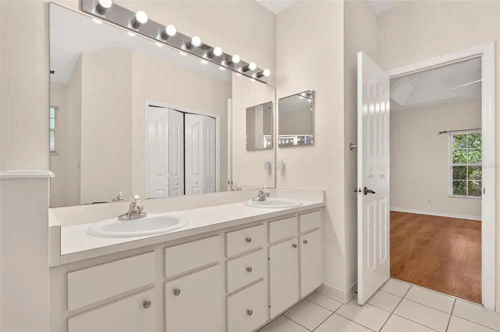 5015 NW 71ST PLACE Gainesville, FL 32653