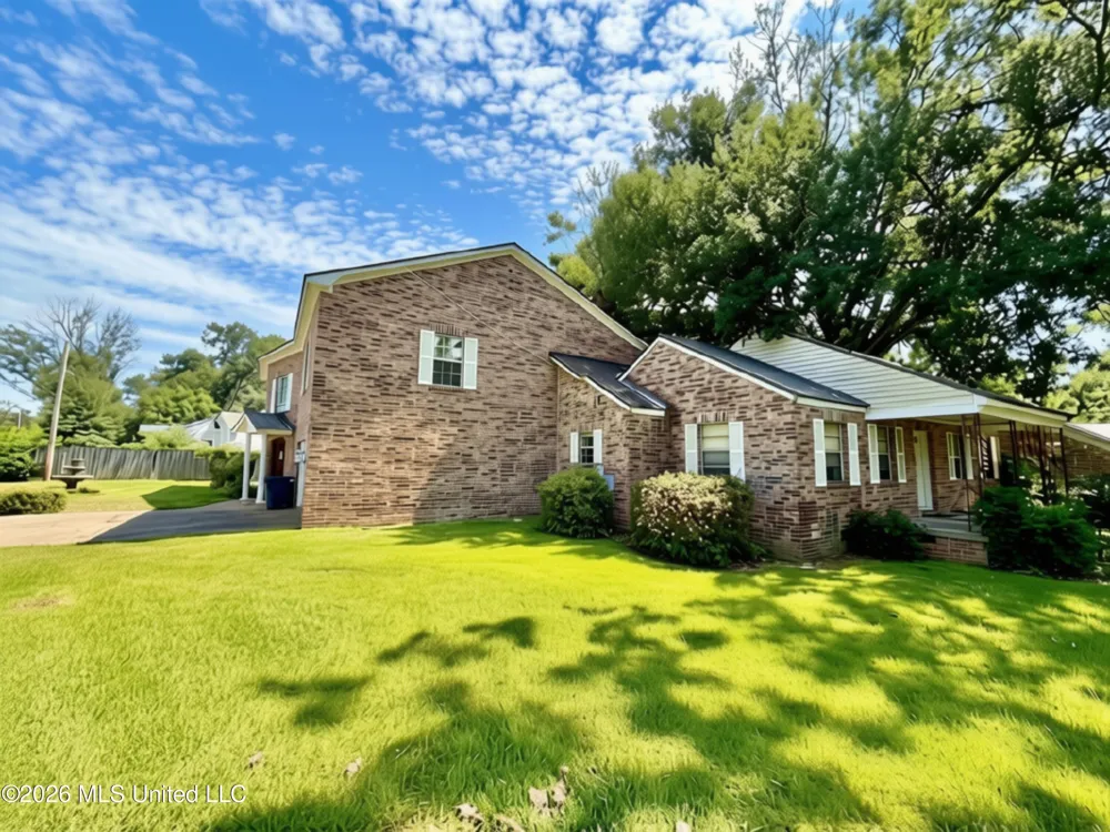 701 E Georgetown Street Crystal Springs, MS 39059